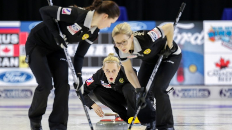 Российские керлингистки проиграли Швеции в матче ЧМ
