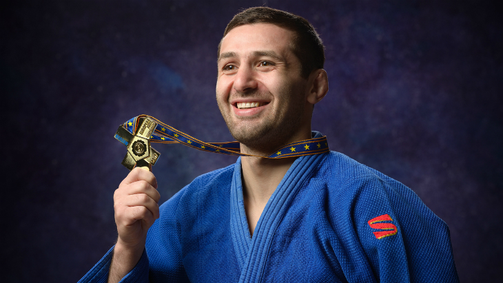 Роберт Мшвидобадзе