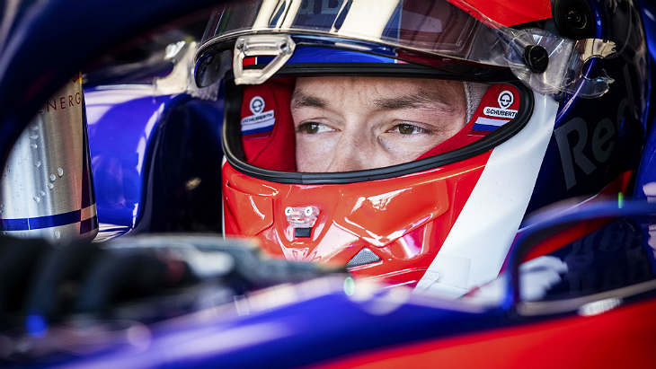 Даниил Квят