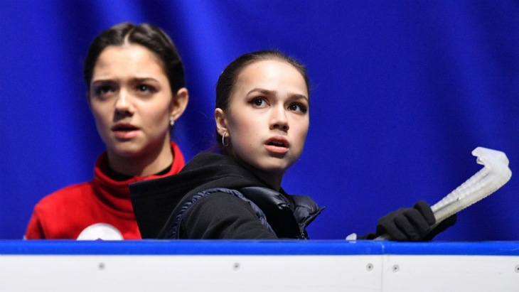 Евгения Медведева и Алина Загитова