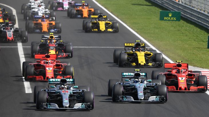 Ф-1 откладывает старт сезона