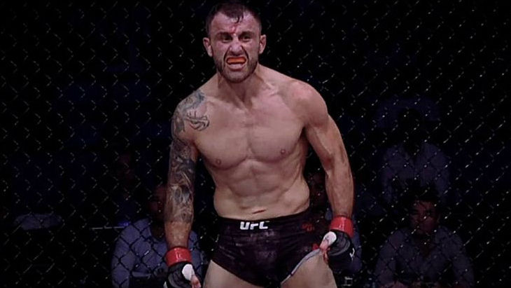 Александр Волкановски