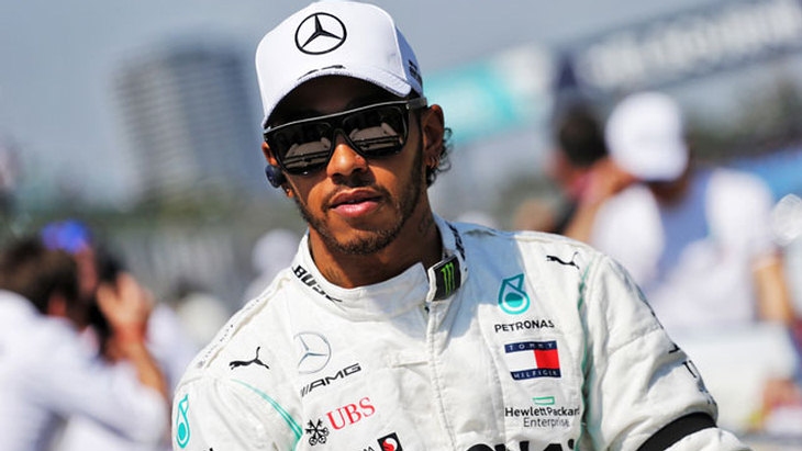 Льюис Хэмилтон