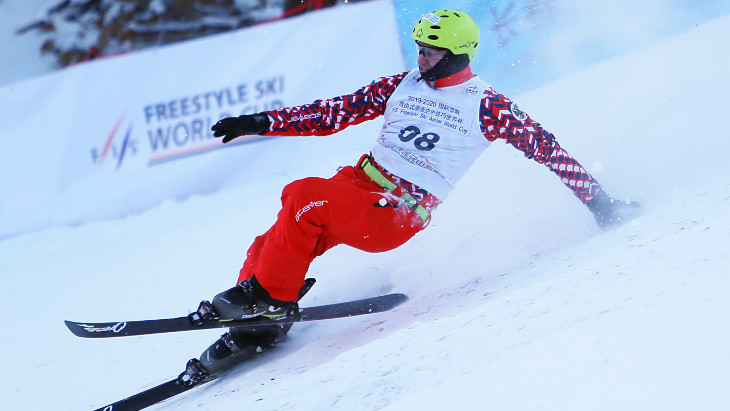 Максим Буров