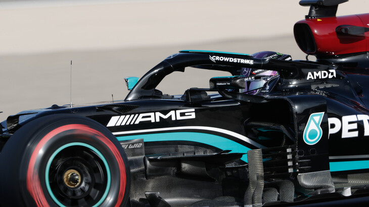 Льюис Хэмилтон