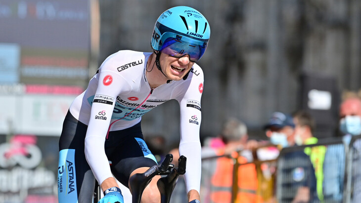 Александр Власов