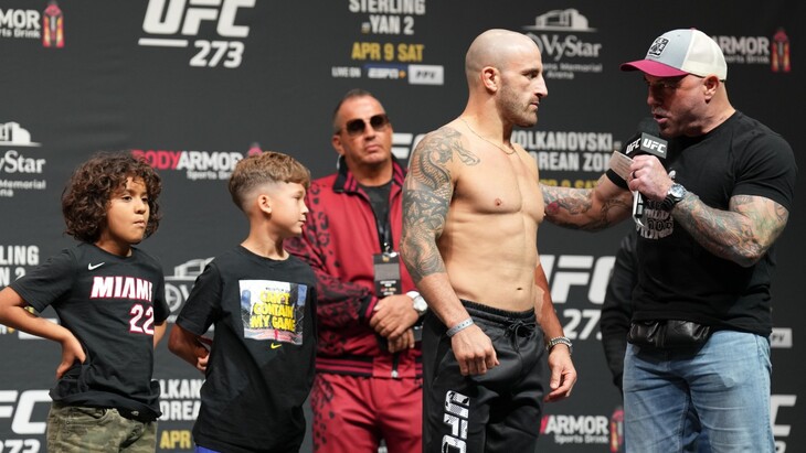 Александр Волкановски