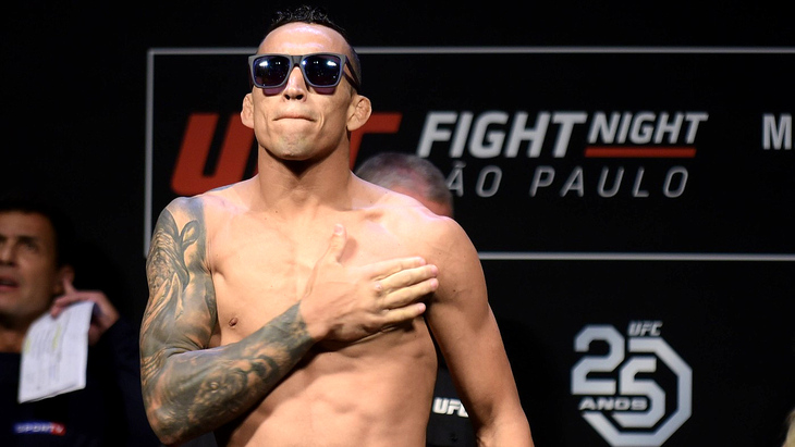 Чарльз Оливейра