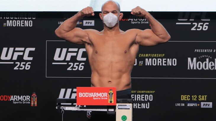 Джуниор дос Сантос