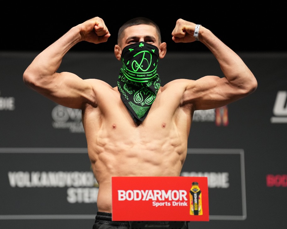 Хамзат Чимаев