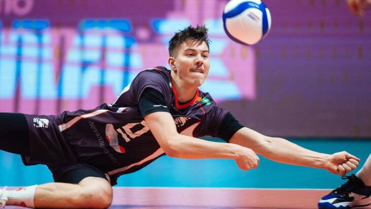 «Зенит-Казань» продолжает лидировать в чемпионате