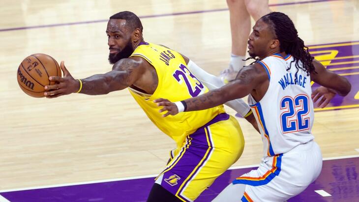 Леброн Джеймс