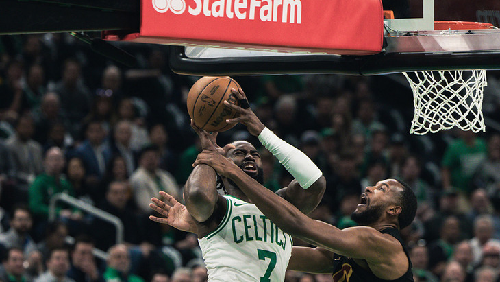 Джейлен Браун