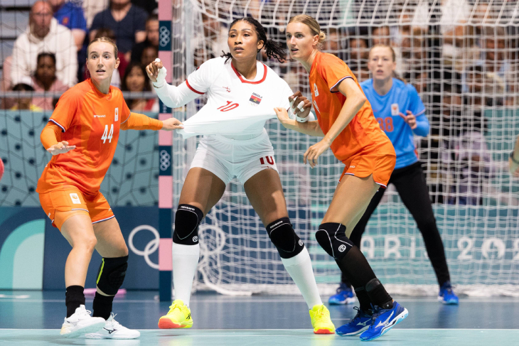 Нидерланды — Ангола