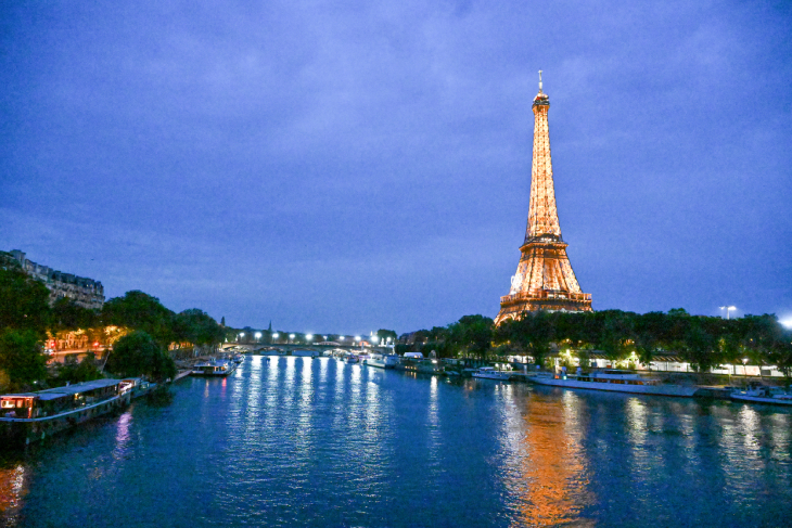 Парад атлетов пройдет по Сене