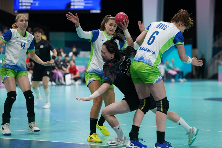 Словения — Корея 