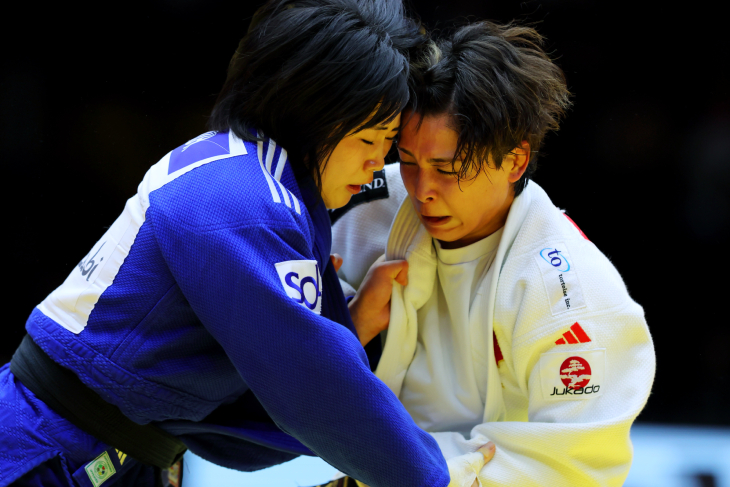 Ха Ми-ми и Криста Дегучи