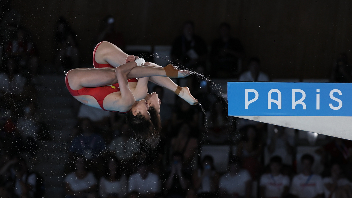 Китаянки Чэнь Юйси и Цюань Хунчань принесли своей стране очередное золото на Играх в Париже