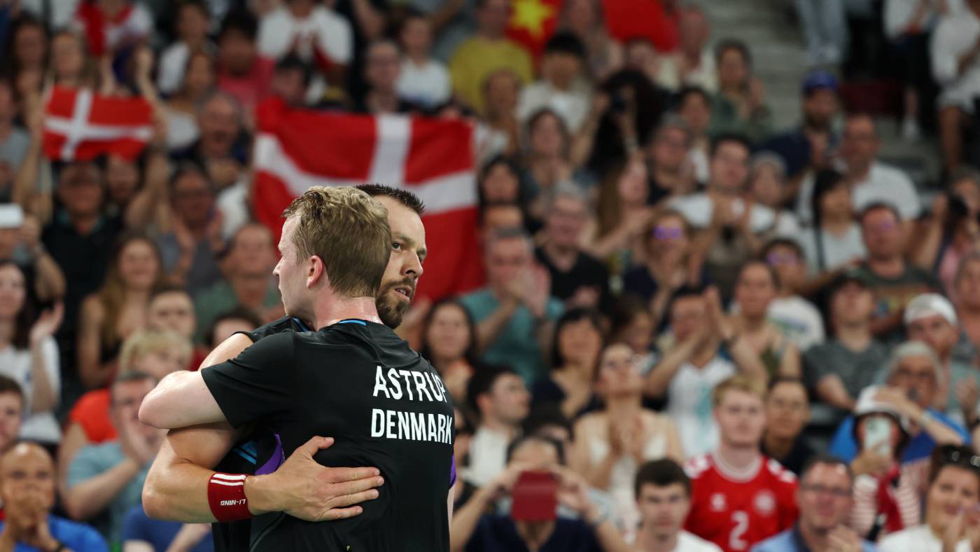 Ким Аструп и Андерс Расмуссен празднуют выход в полуфинал