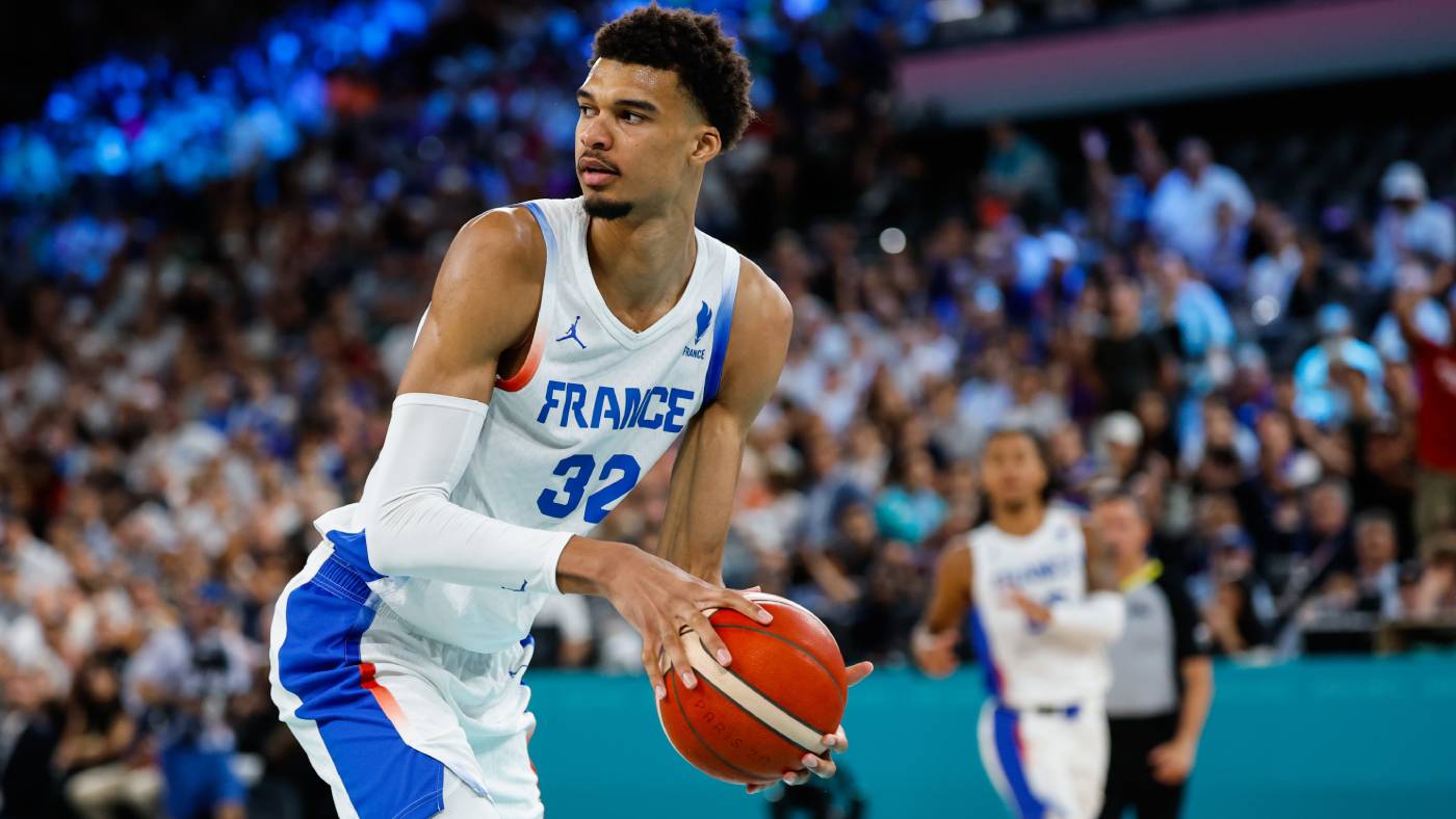 Лидер французов Виктор Вембаньяма