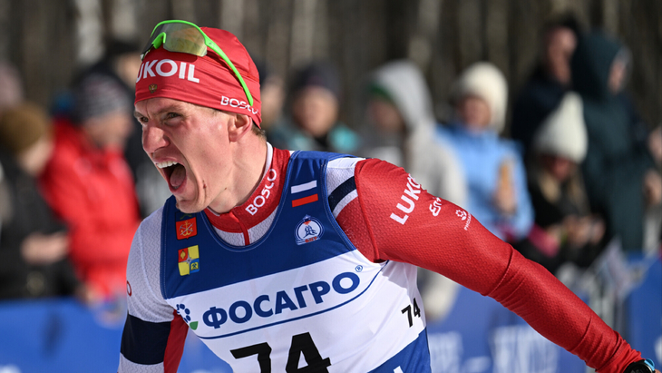 Александр Большунов