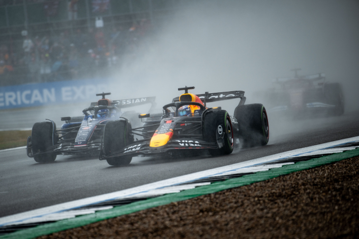 Макс Ферстаппен за рулём болида на Гран-При Великобритании