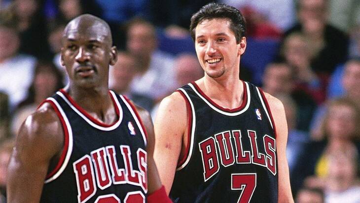 Тони Кукоч (справа) и Его Воздушество