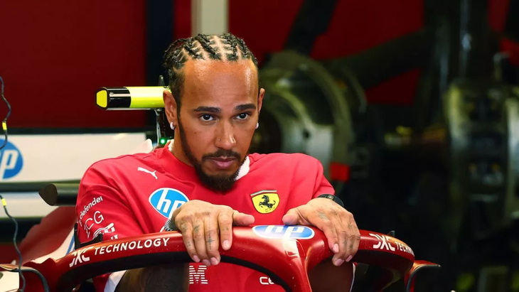 Льюис Хэмилтон