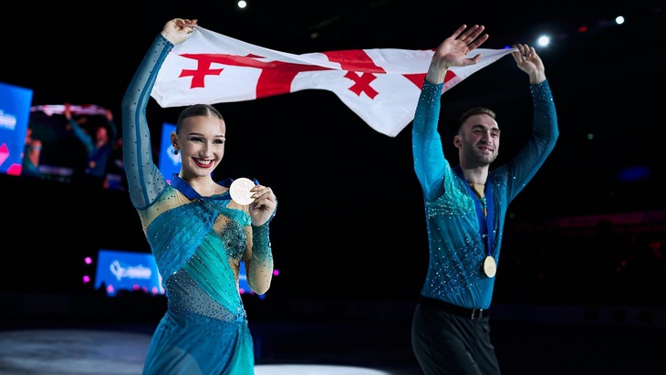 Анастасия Метелкина и Лука Берулава