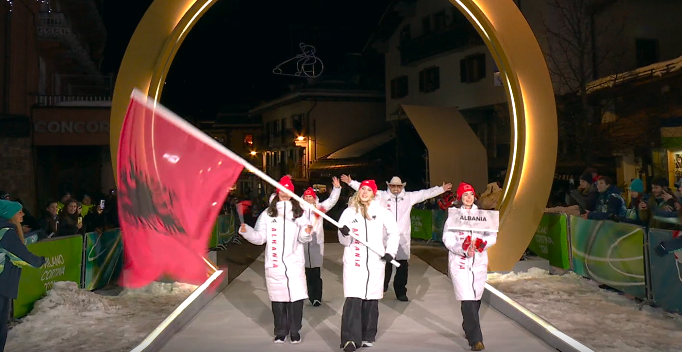 Лара Кольтури (горные лыжи)