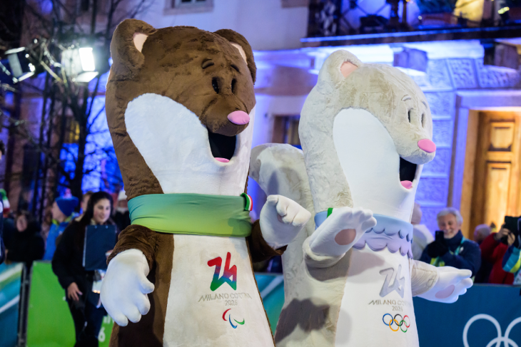 Мило и Тина