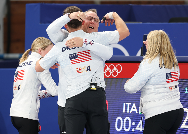 Американцы радуются выходу в финал