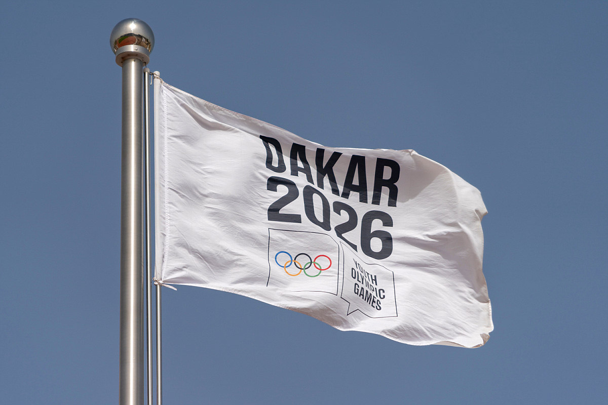 Флаг юношеских Олимпийских игр в Дакаре 