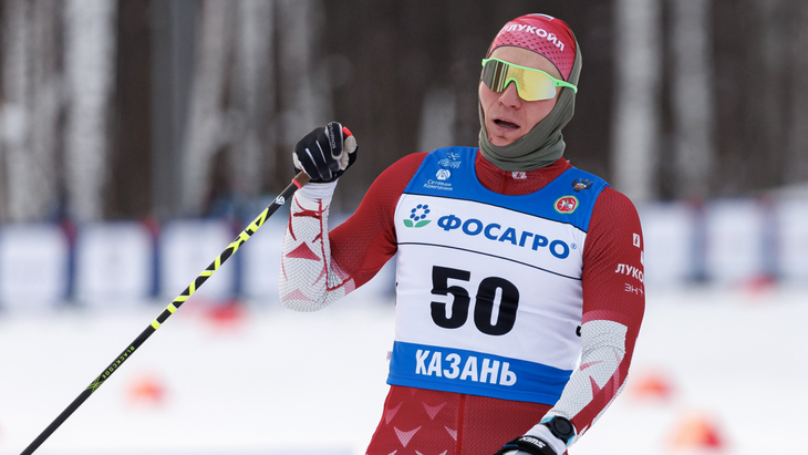 Александр Большунов