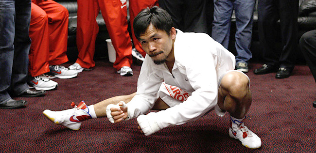 Пакьяо vs Хаттон (15 фото)