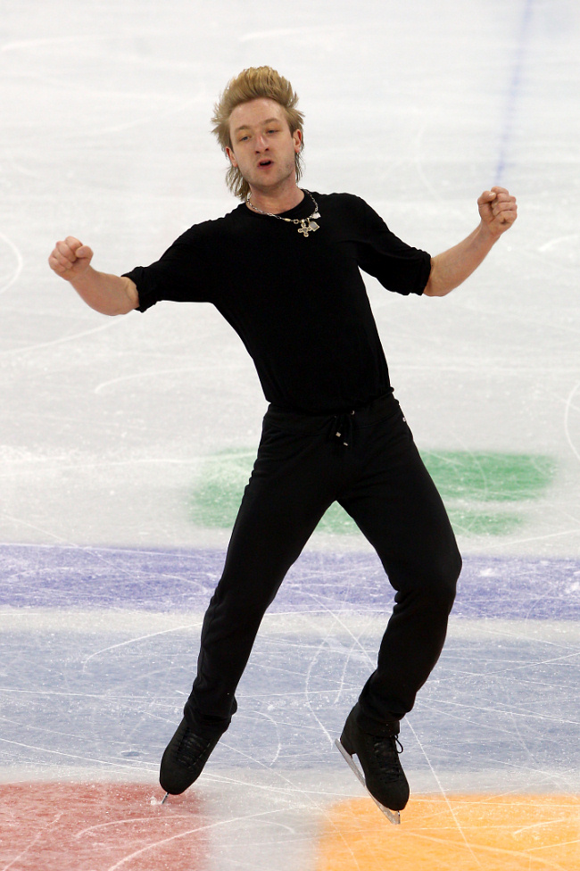 Олимпийские тренировки Евгения Плющенко (8 фото)