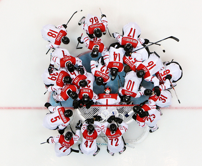 Олимпийский хоккей. США — Швейцария (20 фото)