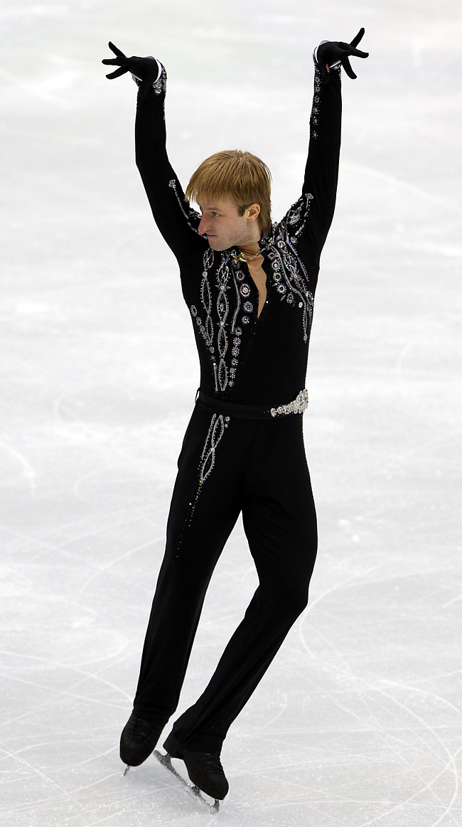 Блестящее выступление Плющенко в короткой программе (12 фото)