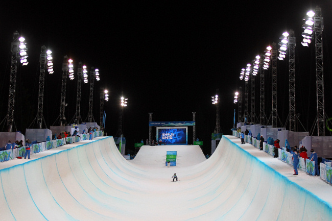 Американские сноубордисты покорили хаф-пайп (30 фото)