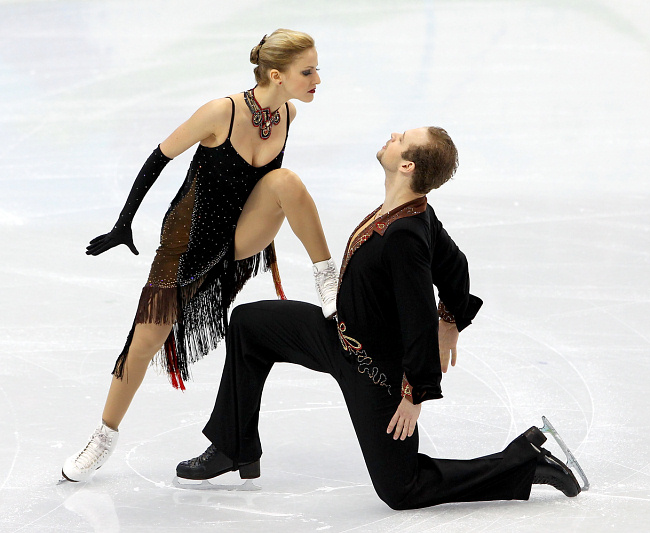 Домнина и Шабалин первые после обязательного танца (37 фото)