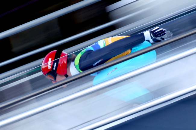 Победа Австрии в командных прыжках с трамплина (17 фото)