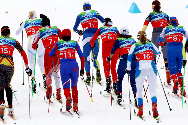 Победа норвежек в лыжной эстафете (22 фото)