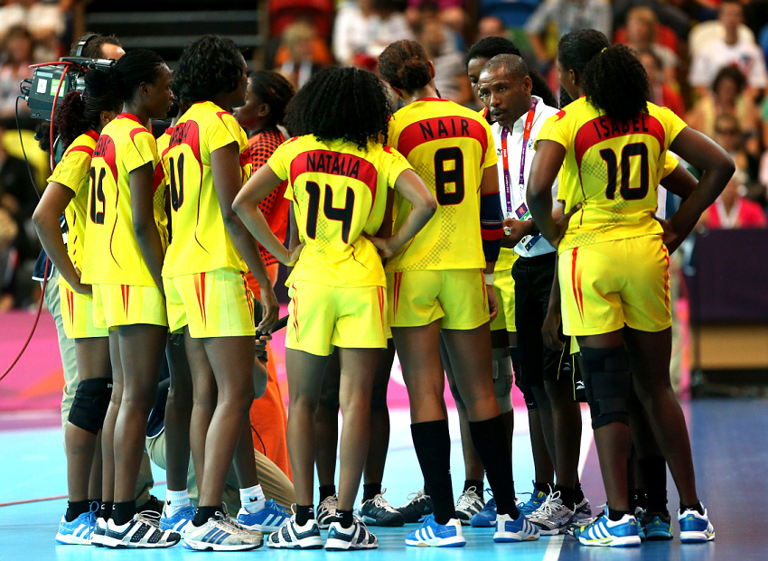 Победа России над Анголой в гандболе