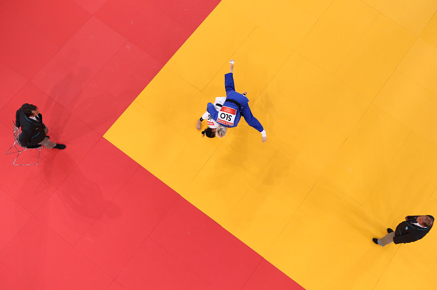 Медальные бои дзюдоисток в день четвертый