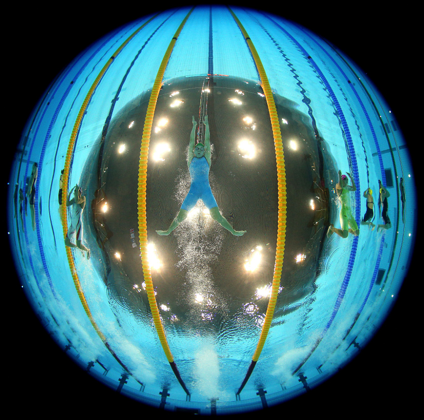 Медали в женском плавании, день третий