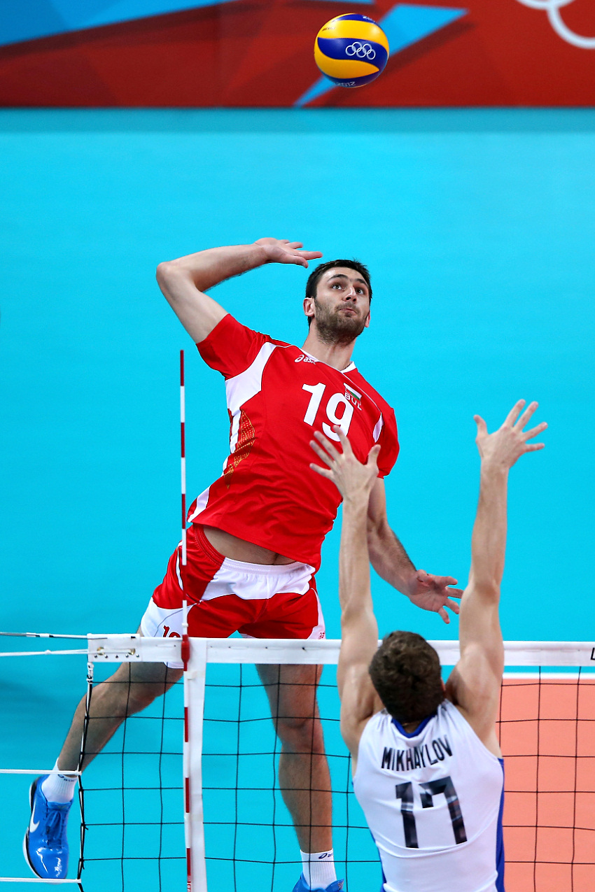 Волейбольный полуфинал: Россия - Болгария 3:1