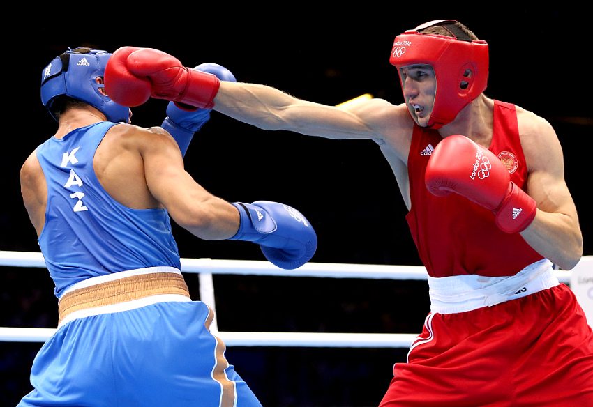 Поражение боксера Замкового в полуфинале