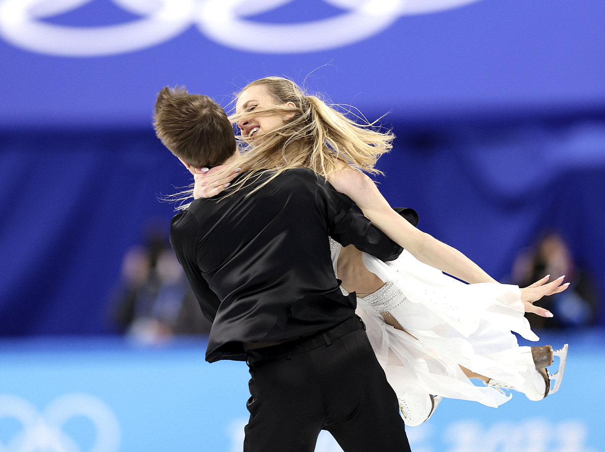 Серебро в фигурном катании и надежда в бобслее