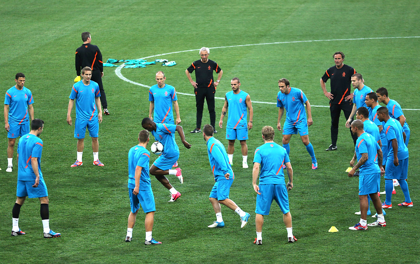 Голландия - Германия: перед матчем