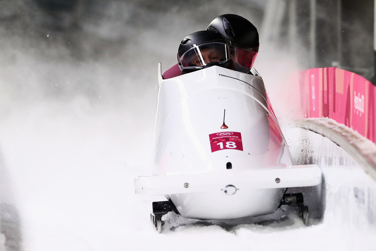 Золотая ничья немцев и канадцев в бобслее